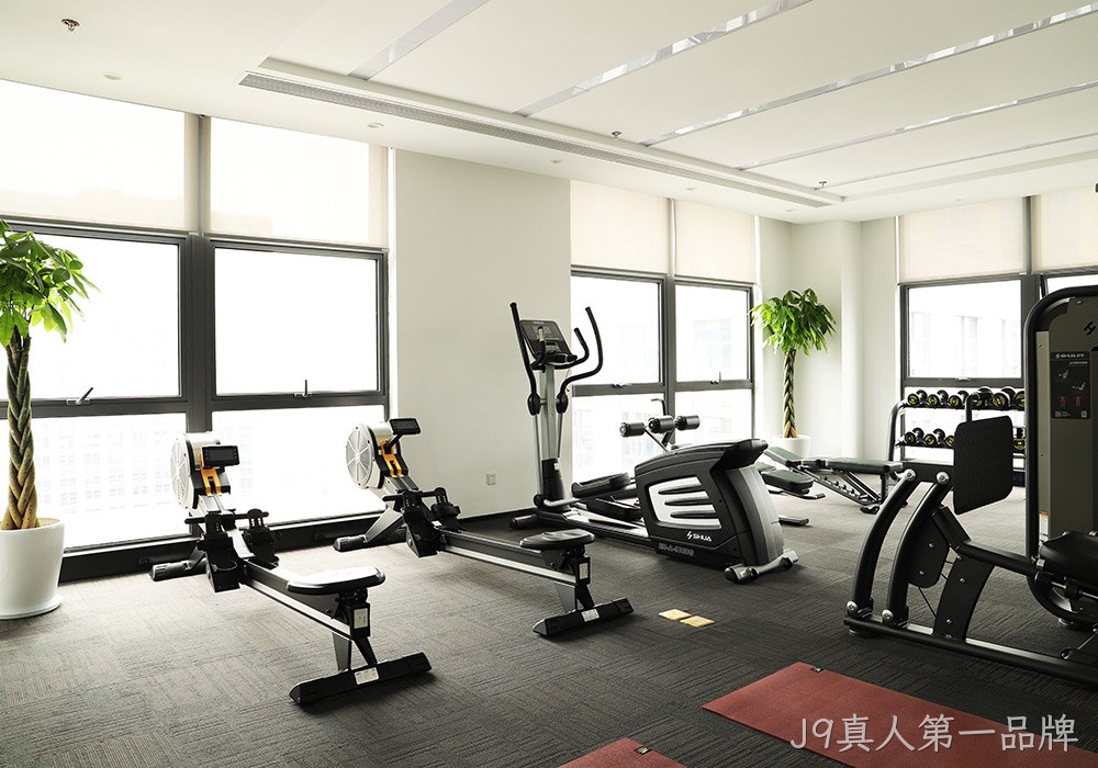 J9真人第一品牌健身中心